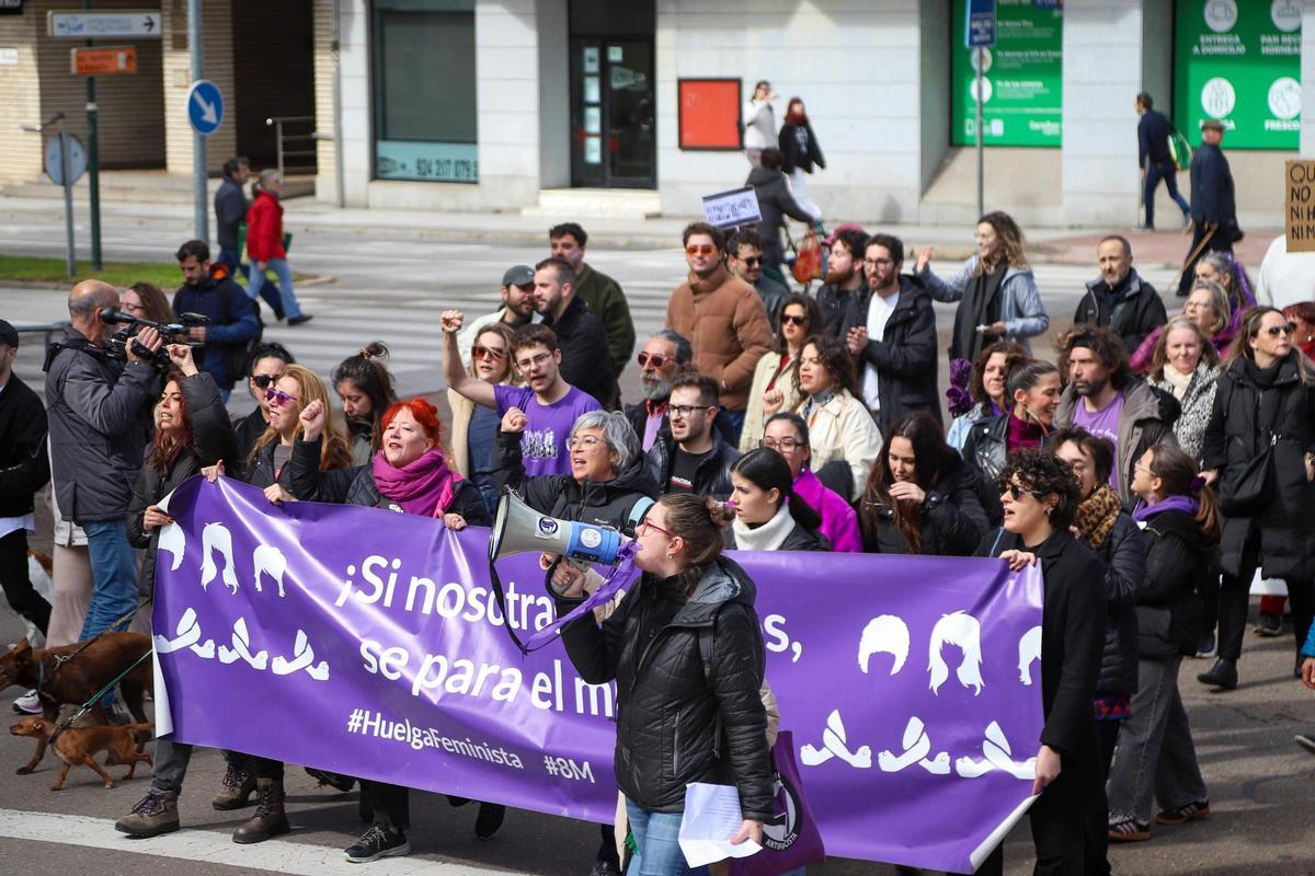 Así han sido las manifestaciones por el 8M en Extremadura