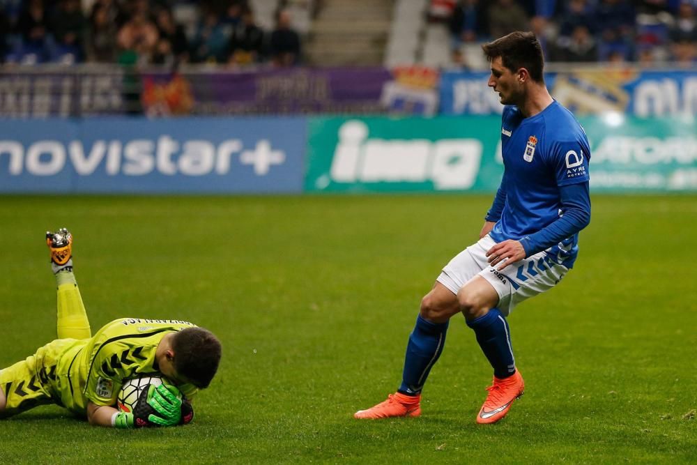 El Oviedo pierde ante el Valladolid