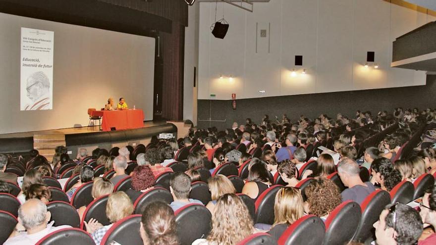 Deu anys al servei de l&#039;educació