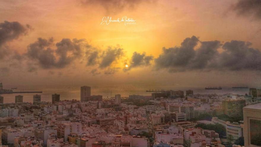 Amanecer. Mirador de Schamann. Las Palmas de Gran Canaria. Martes 17/09/2019