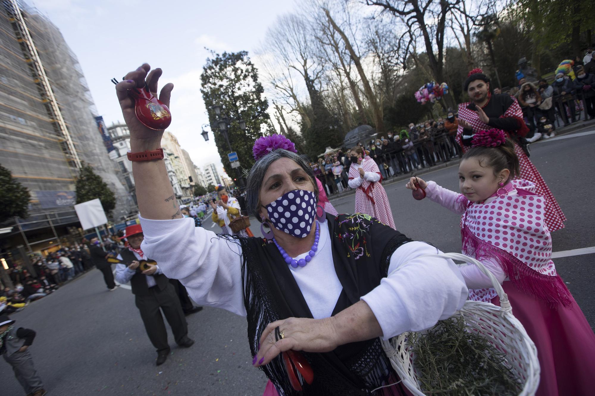 Galería de fotos Así fue el gran desfile del carnaval en Oviedo La