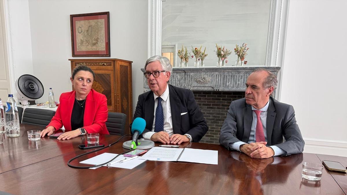 María Calvo, Juan Manuel Vieites y Juan maria vallejo