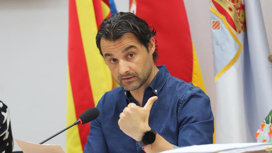 Eduardo Dolón: &quot;Muchos vecinos de Orihuela Costa me dicen que ojalá tuviese el Ayuntamiento de Torrevieja la responsabilidad de la gestión de sus servicios&quot;