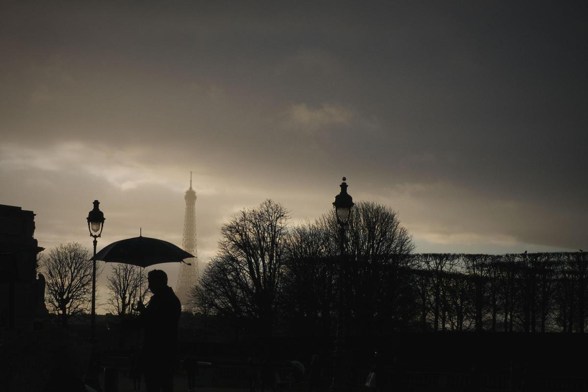 Una de las fotografñias de la sere 'París claroscuro'