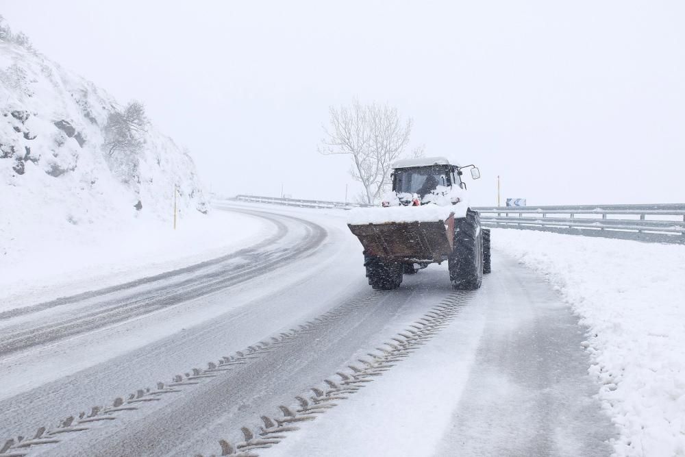 Temporal de nieve en Pajares