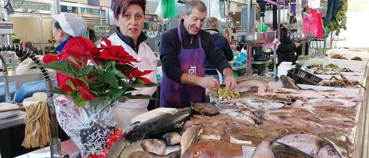 Peregrina Abad, en su puesto de la plaza.