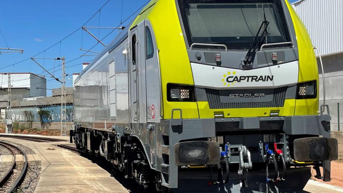 Una de las nuevas locomotoras de Captrain que operarán en Asturias.
