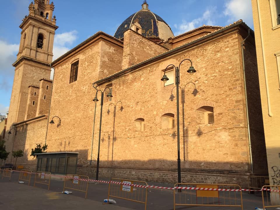 Se desprende parte de la cubierta de la cúpula de la iglesia de San Juan Apóstol de Massamagrell