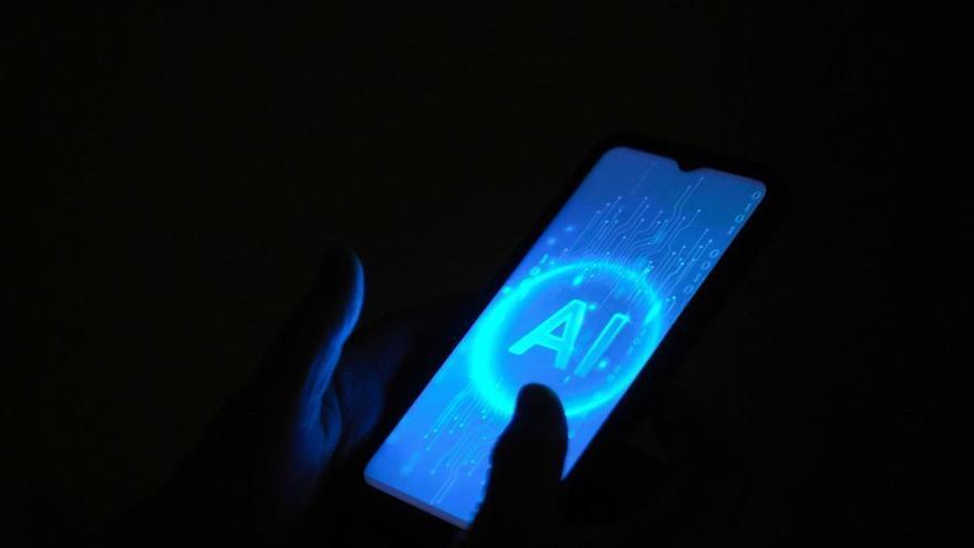 La IA transforma el sector bancario: mayor eficiencia, atención al cliente, autoservicio y personalización