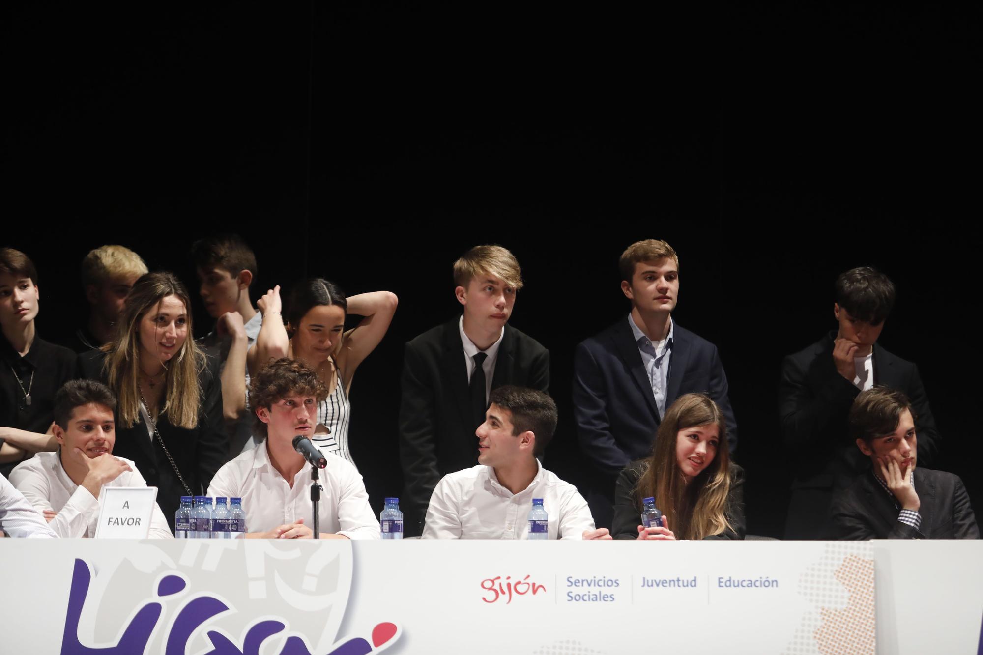 En imágenes: Final de la Liga de Debate Escolar de Gijón