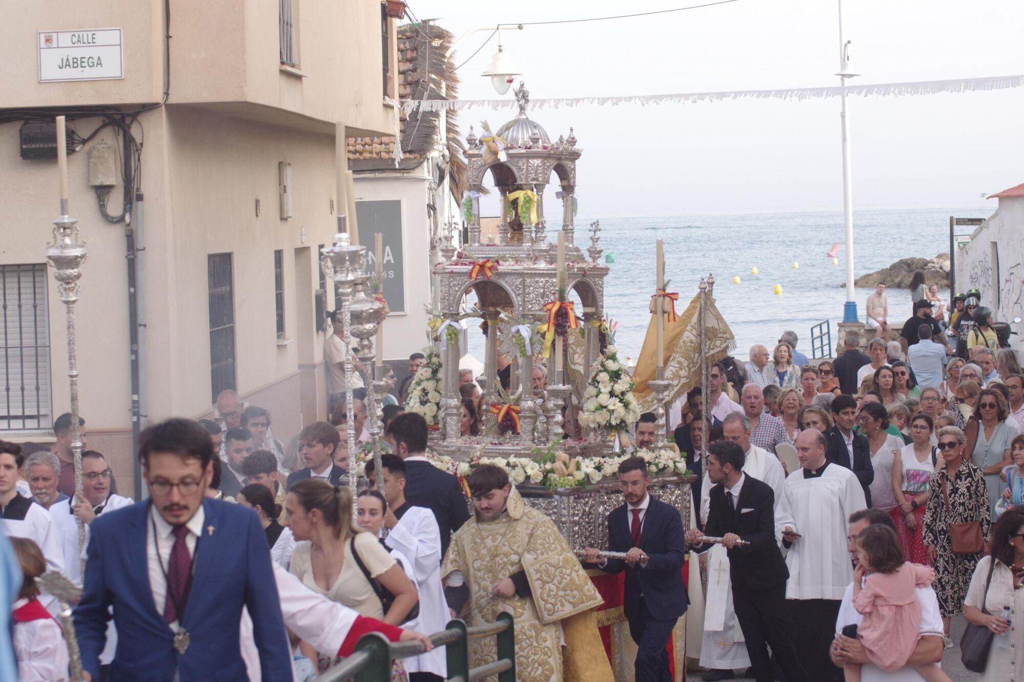 Imágenes de la procesión del Corpus, en Pedregalejo