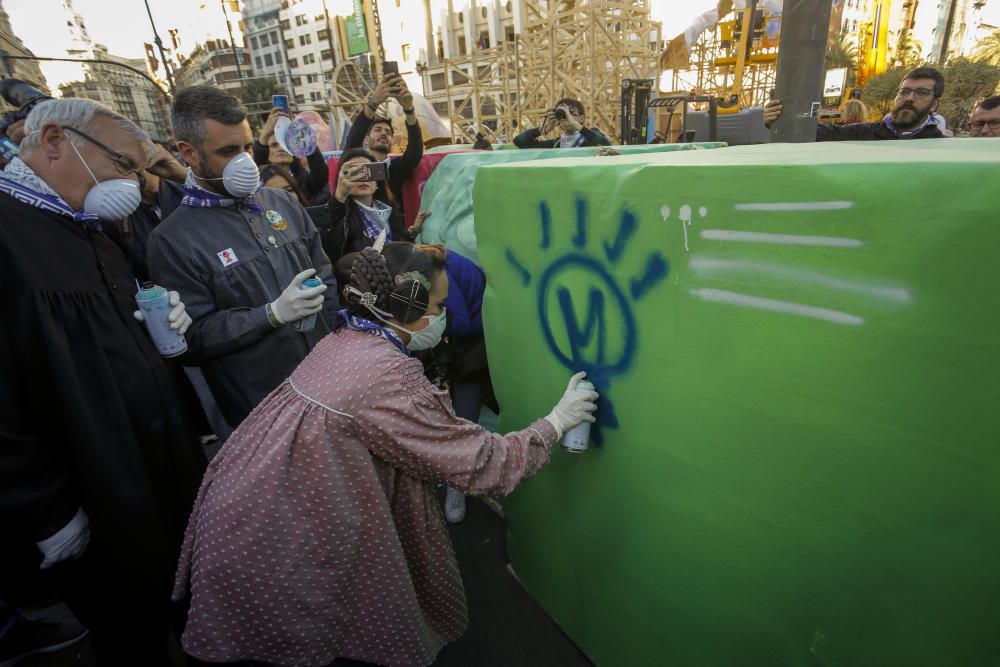 Proceso creativo de la falla municipal