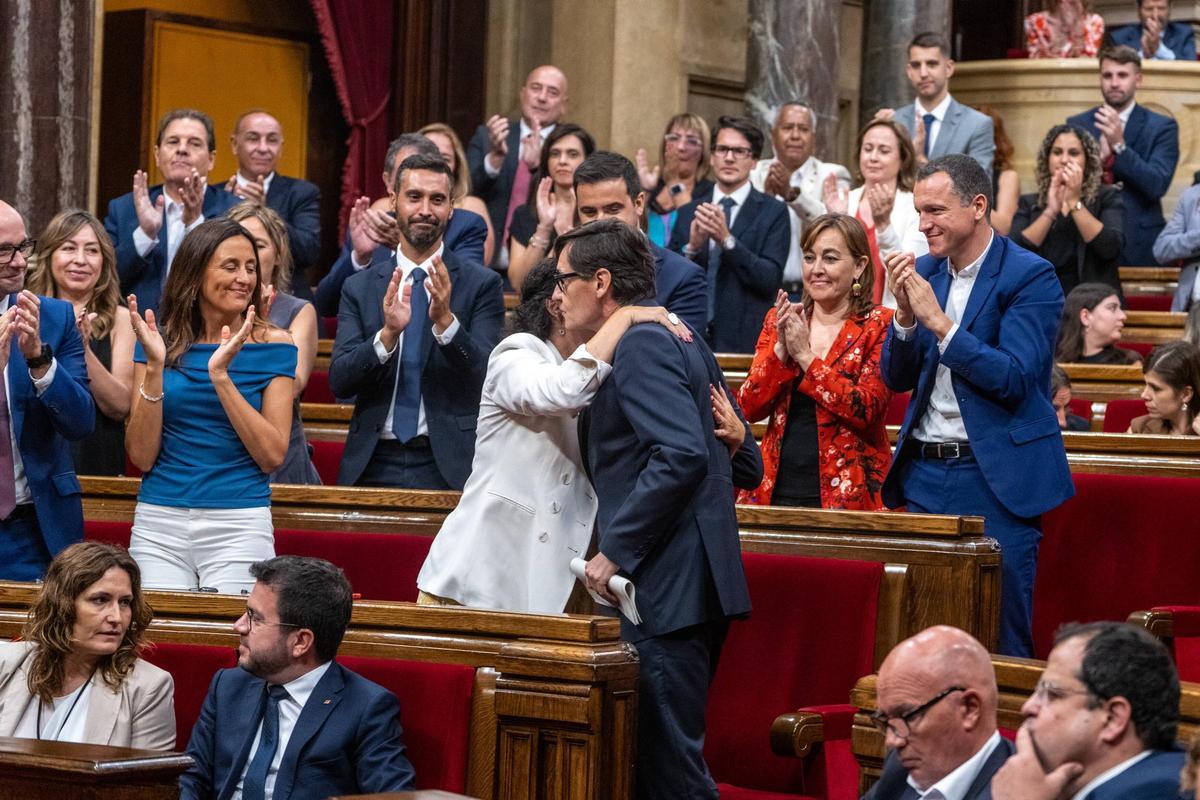 Pleno en el Parlament para la investidura de Salvador Illa