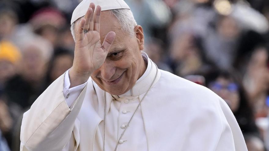 ¿Cuánto cuesta acercarse al papa León XIV? Tarifas de mil a un millón de euros en España