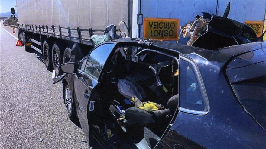 El herido en el accidente de tráfico de Ríolobos sigue grave y pendiente de evolución