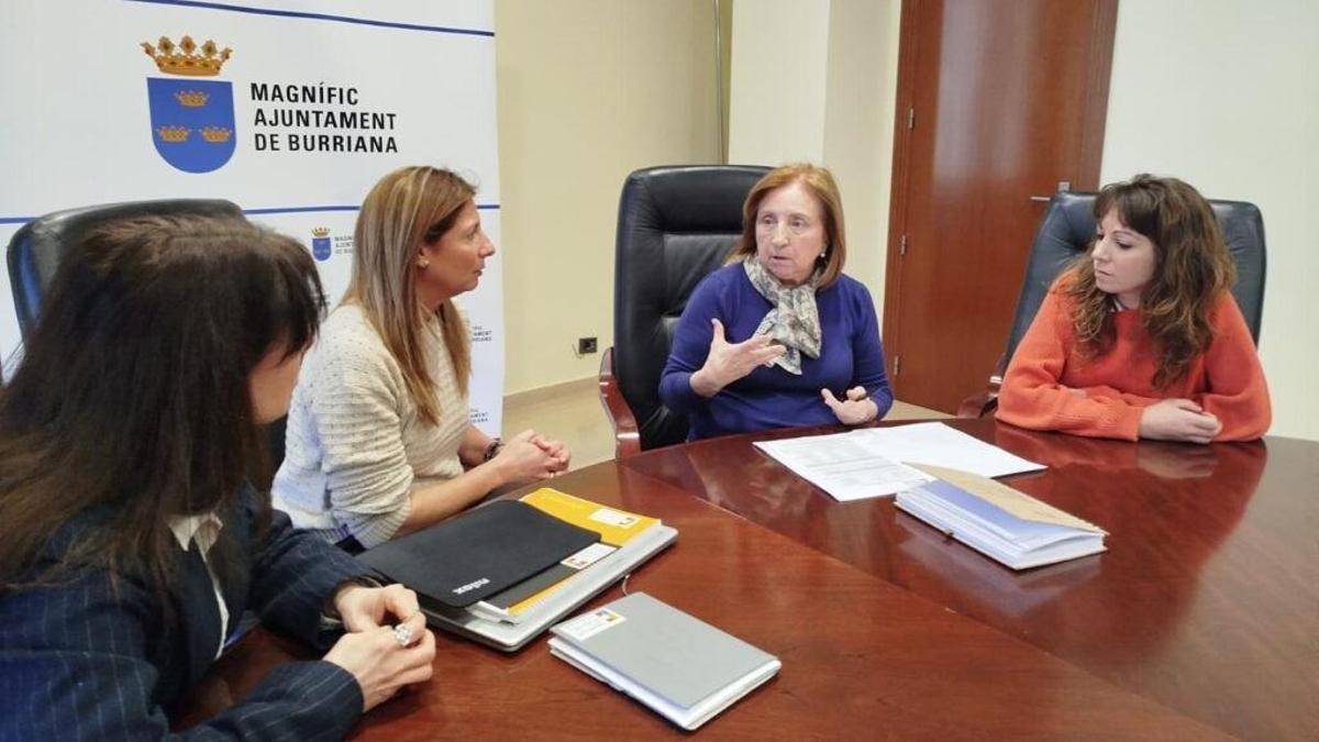 Burriana y la colaboración con el Pacte Ceràmic permite ofrecer recursos concretos a las personas desempleadas
