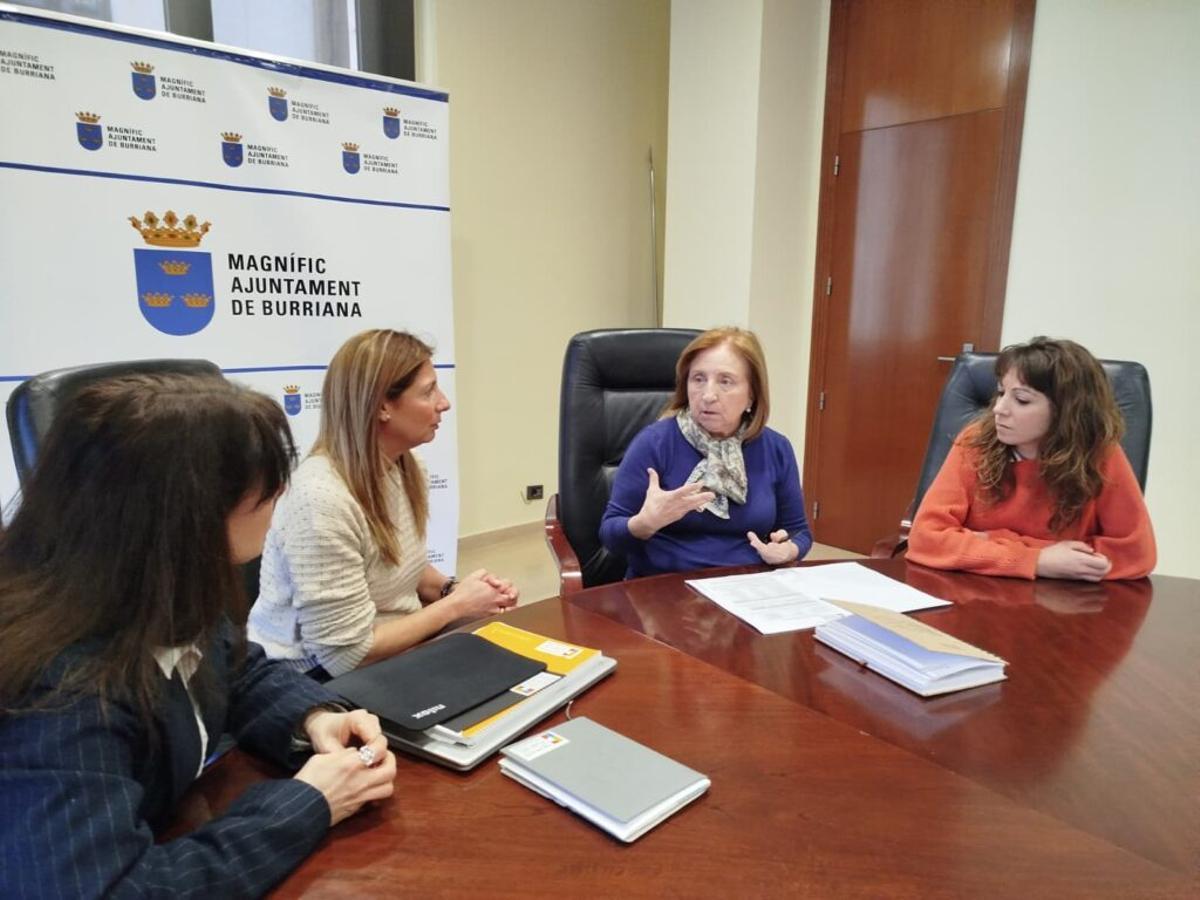 Burriana y la colaboración con el Pacte Ceràmic permite ofrecer recursos concretos a las personas desempleadas