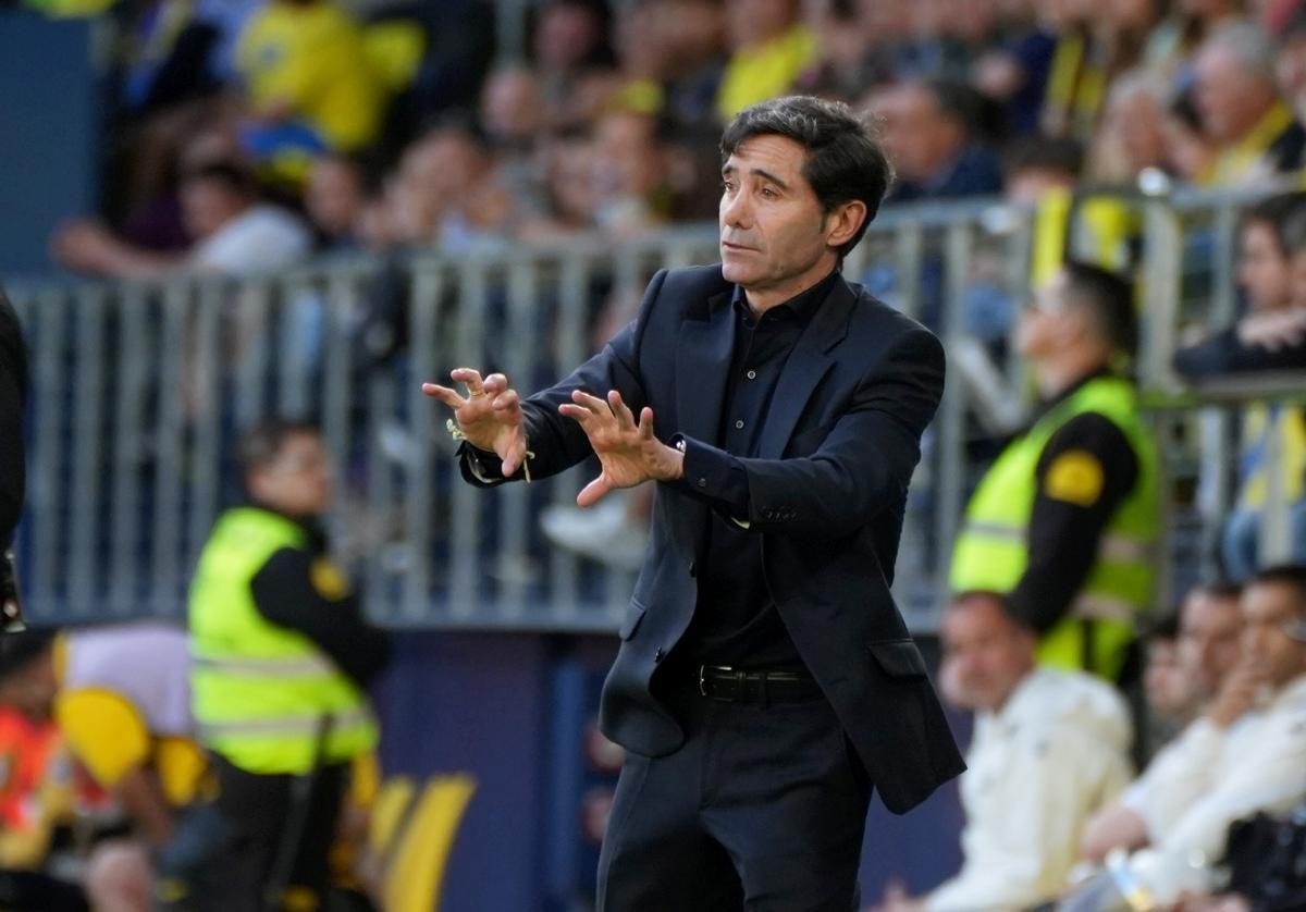 Marcelino, durante el partido.