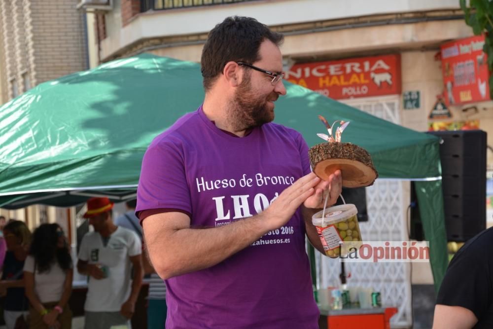 Campeonato Lanzamiento de Huesos de Oliva Cieza 20