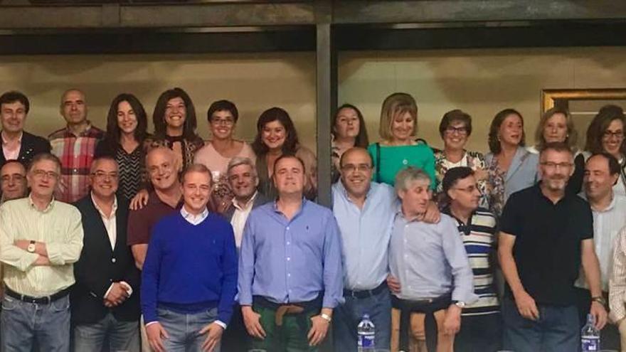 Reencuentro de la promoción de Económicas del 87