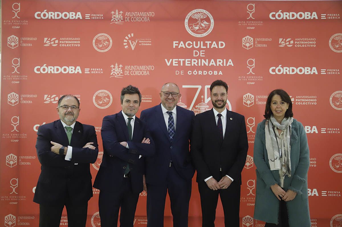 Presentación del libro de Diario CÓRDOBA del 175 aniversario de la Facultad de Veterinaria