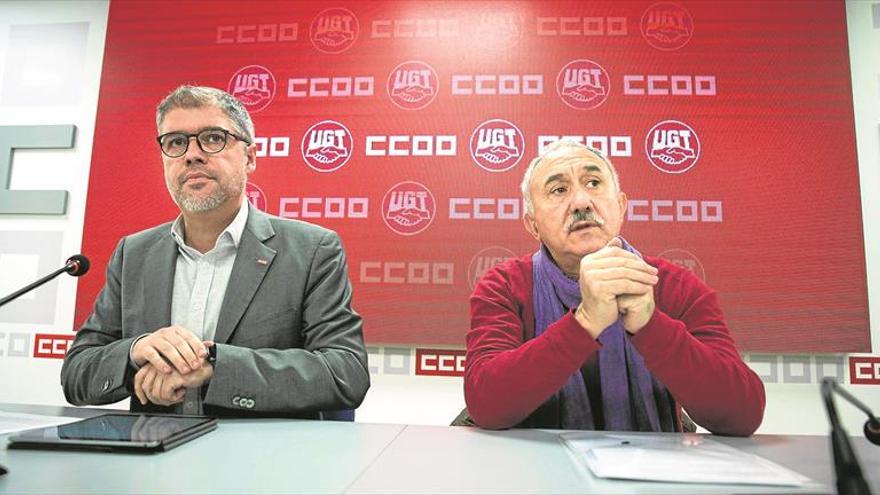 CCOO y UGT envían un primer toque de atención a Pedro Sánchez