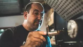 Rayco Paz, empresario: "Los apagones de La Palma nos están hundiendo"