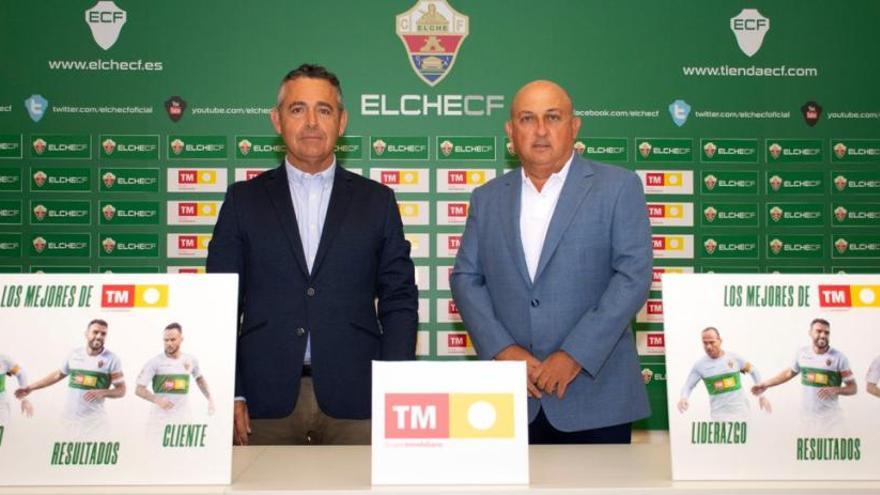 El presidente del Elche, Diego García, y el director general de TM, Pablo Serna