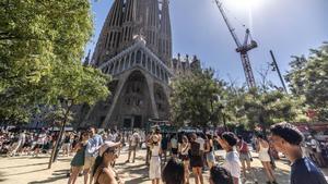 El turismo vuelve a llenar Barcelona en un verano que apunta a cifras récord
