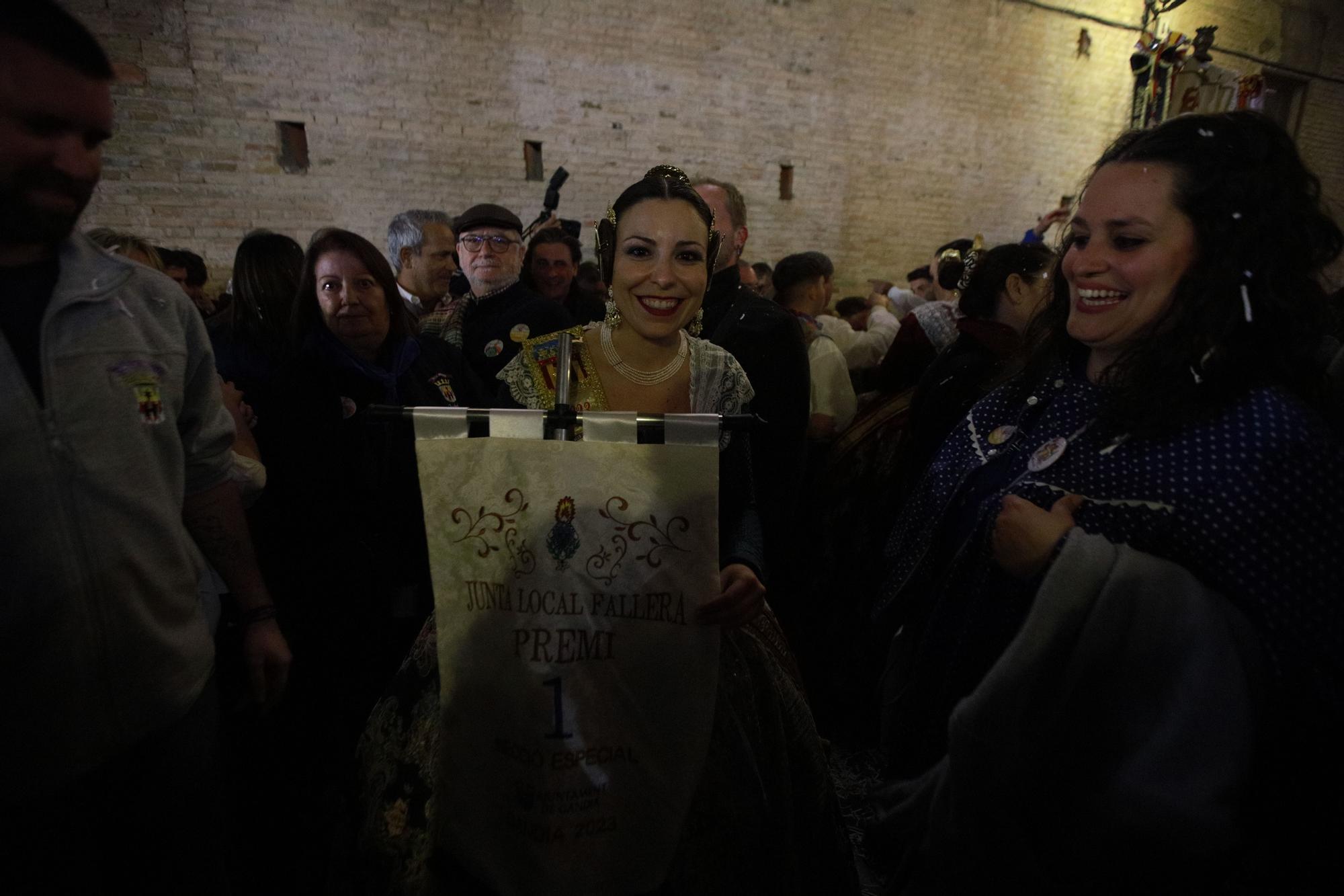 Todas las fotos de la entrega de premios falleros de Gandia