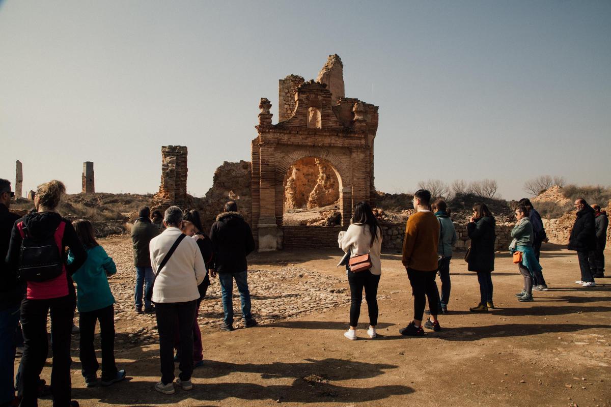 Los restos de una de las cinco iglesias que tenía Belchite.