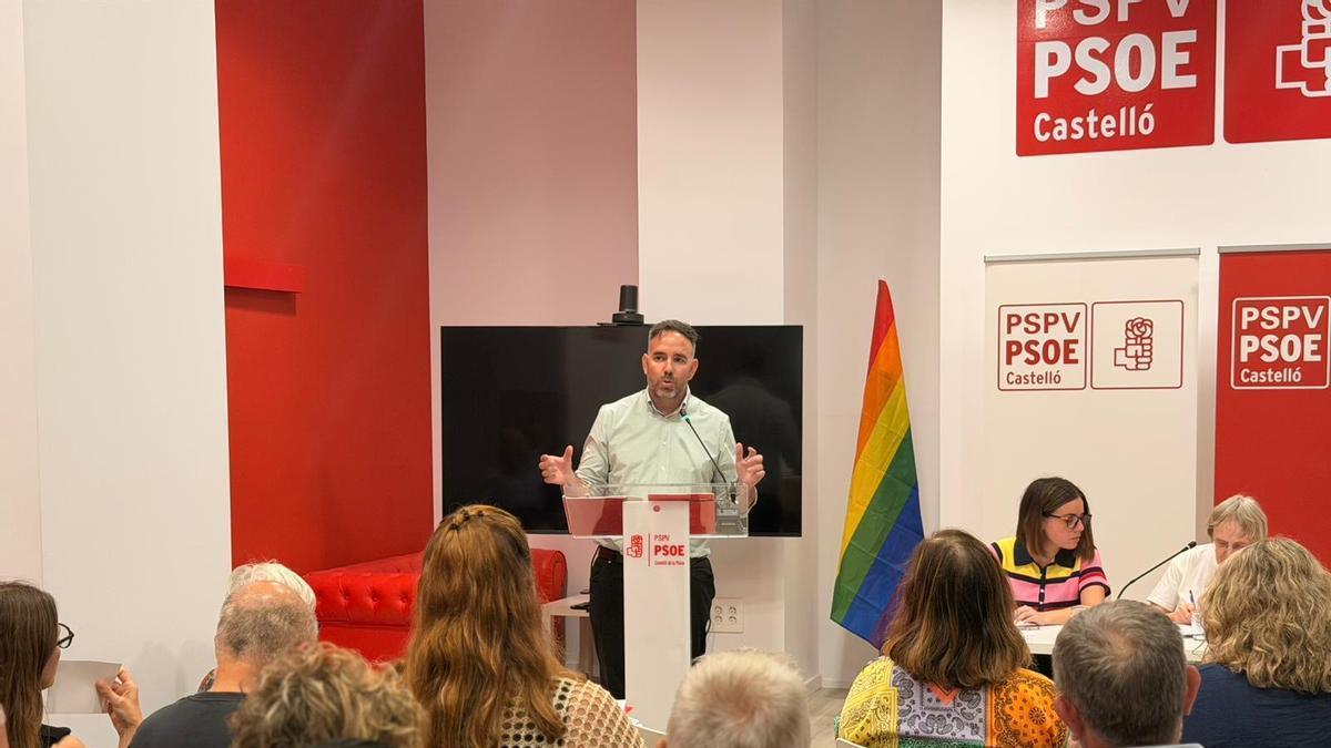 Simó durante la asamblea del PSPV de Castelló.