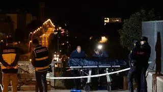 Investigan la muerte de un hombre apuñalado junto a un colegio en Alicante