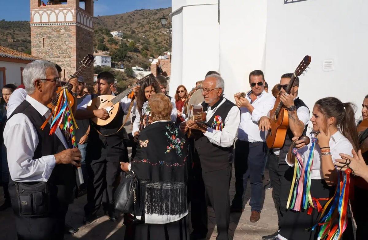 Actuaciones en la edición anterior de las Fiestas de la Chanfaina de Totalán