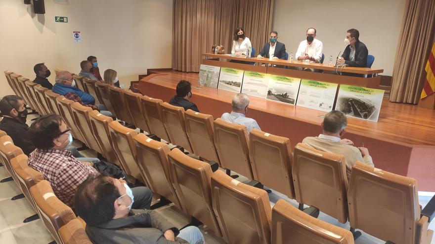 El Ayuntamiento de Orihuela presenta a los sindicatos el centro de gestión de residuos de la costa
