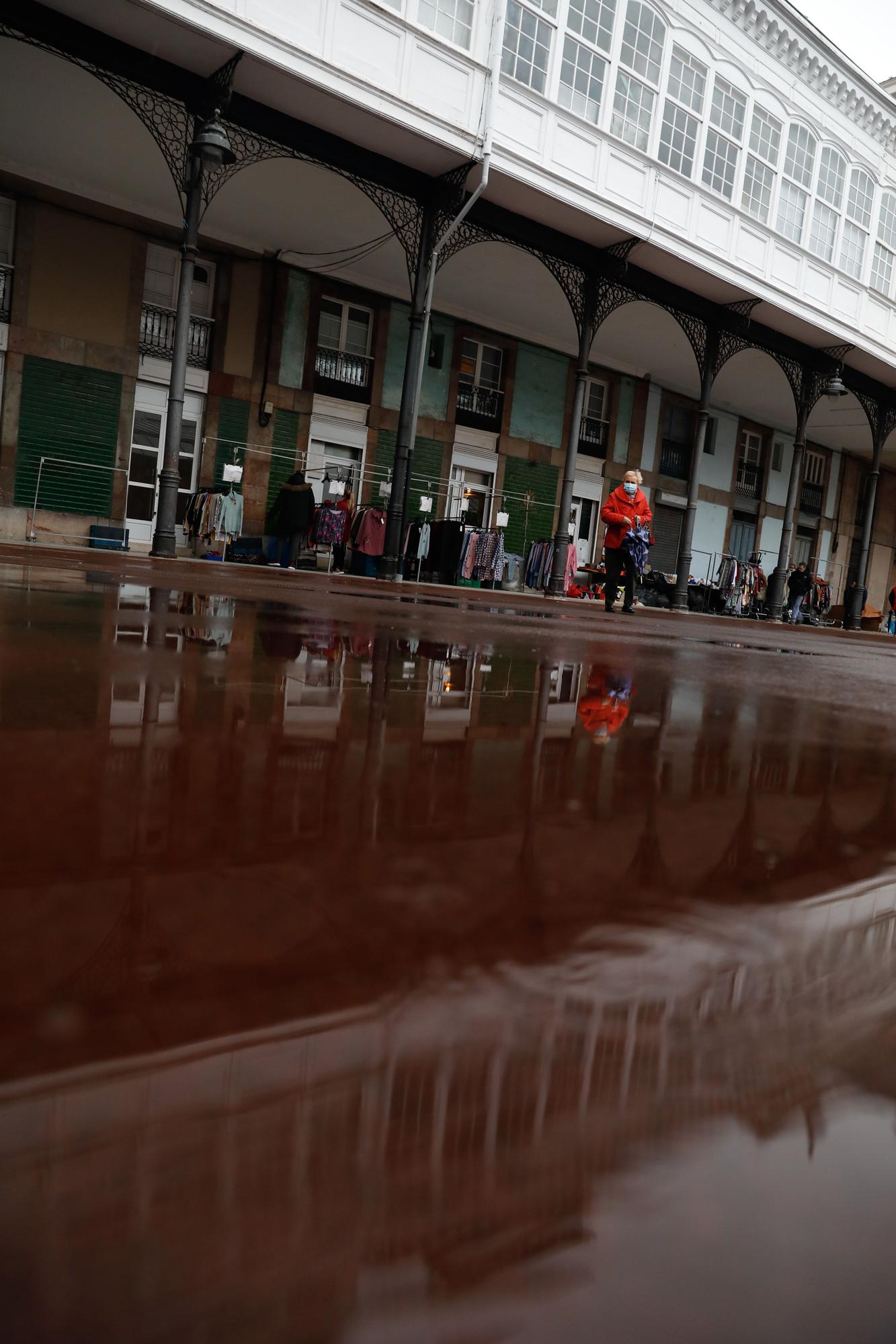 EN IMÁGENES: El temporal en Asturias deja las primeras inundaciones por las lluvias, incidencias en los trenes y vuelos suspendidos