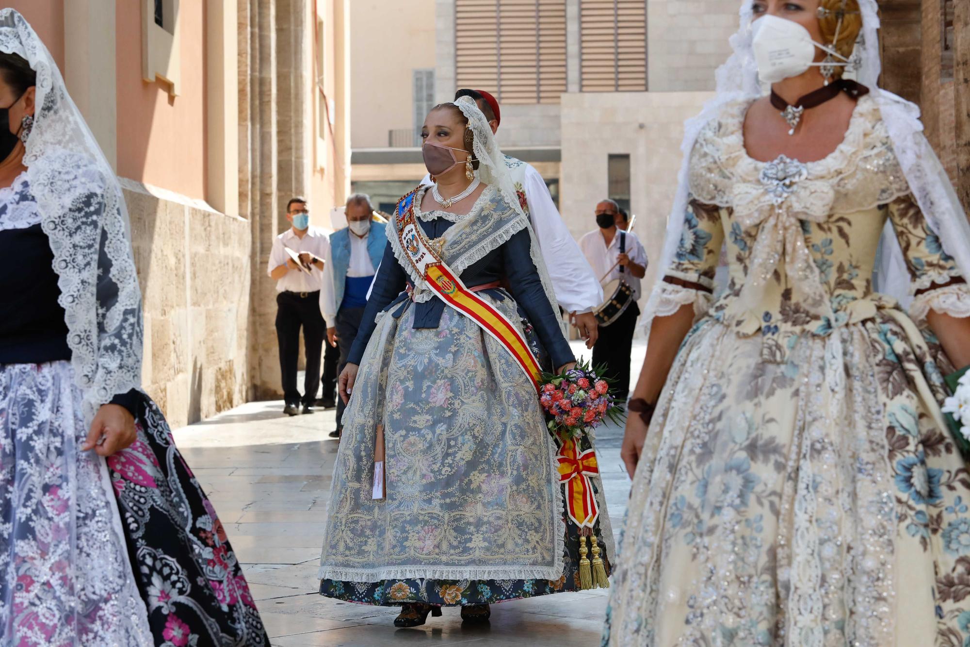 Búscate en el segundo día de Ofrenda por las calles del Mar y Avellanas (entre las 11.00 y 12.00 horas)