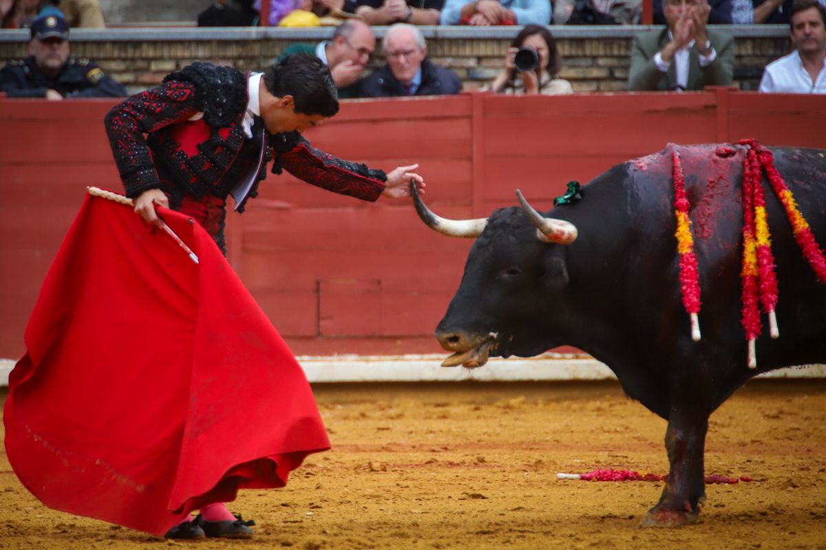 Talavante corta la única oreja de un festejo marcado por el mal juego del ganado