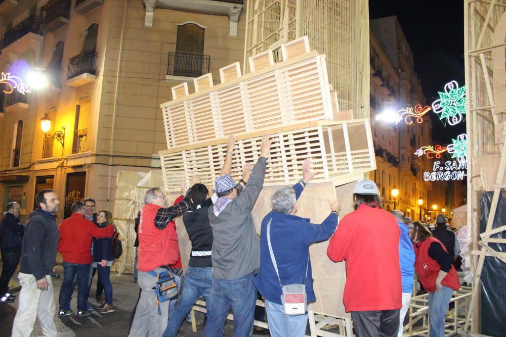 El espectáculo de plantar  "al tombe"