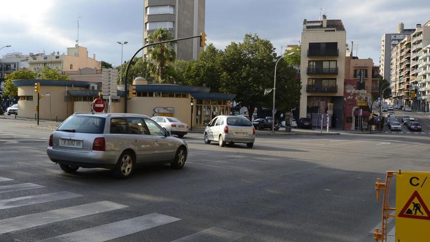 L&#039;antiga oficina de turisme quedarà integrada al gran giratori que es construirà a la zona · Conxi Molons