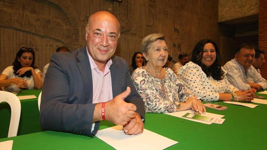 El Comité Provincial del PSOE aprueba la candidatura de Antonio Ruiz con un apoyo del 66,6%