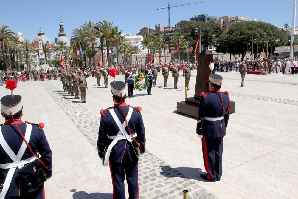 Acto solemne de homenaje a los héroes del 2 de Mayo en Cartagena