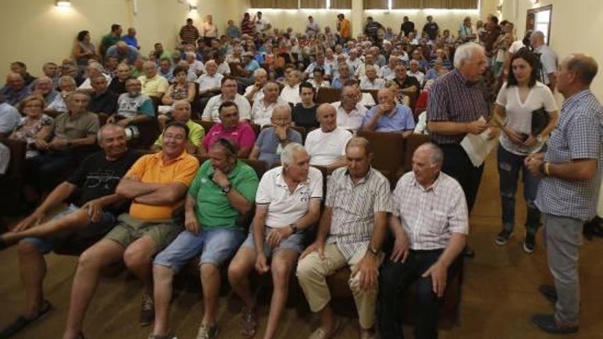 La asamblea de Algemesí demuestra la inquietud de los agricultores