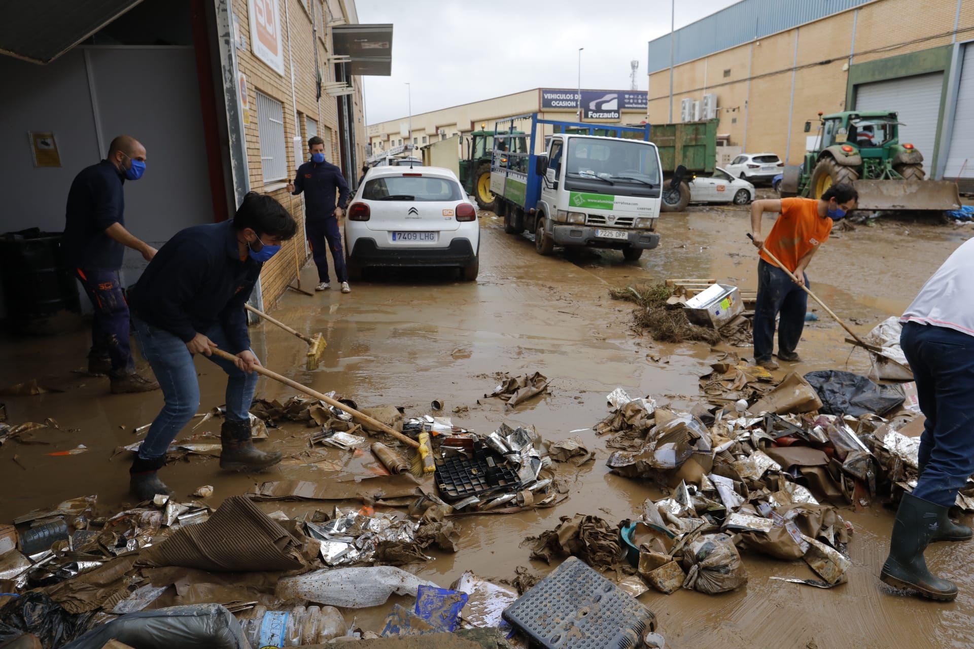 Daños en el polígono Vereda Sud de Beniparell