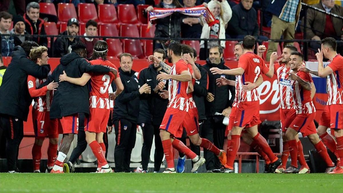 El Atlético ganó al Sevilla con facilidad