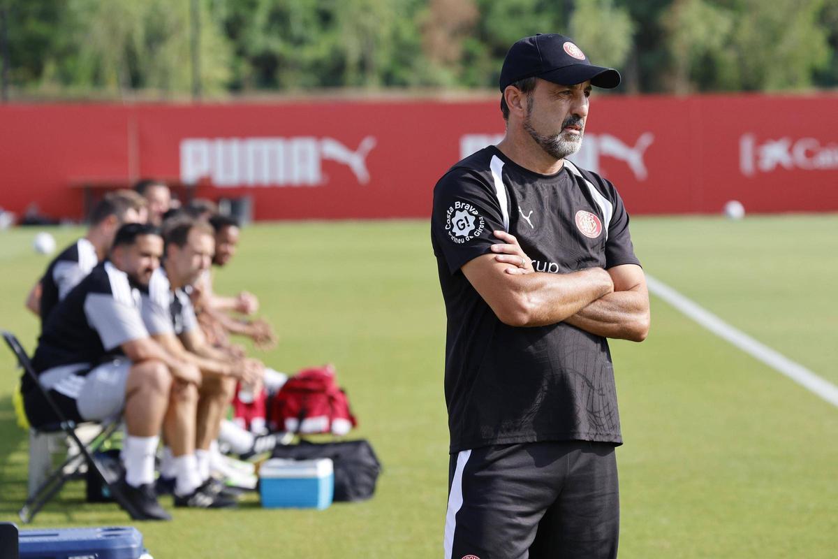 Quique Álvarez, atent durant un moment del partit
