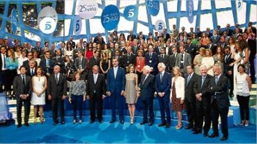 Felip i Letizia celebren els 25 anys de Mediaset España