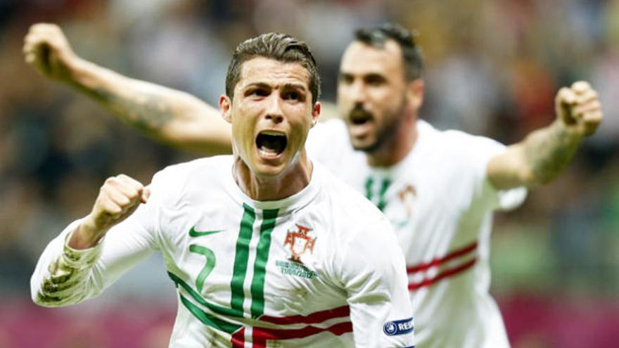 Ronaldo mete a Portugal en cuartos ante 5 millones de personas