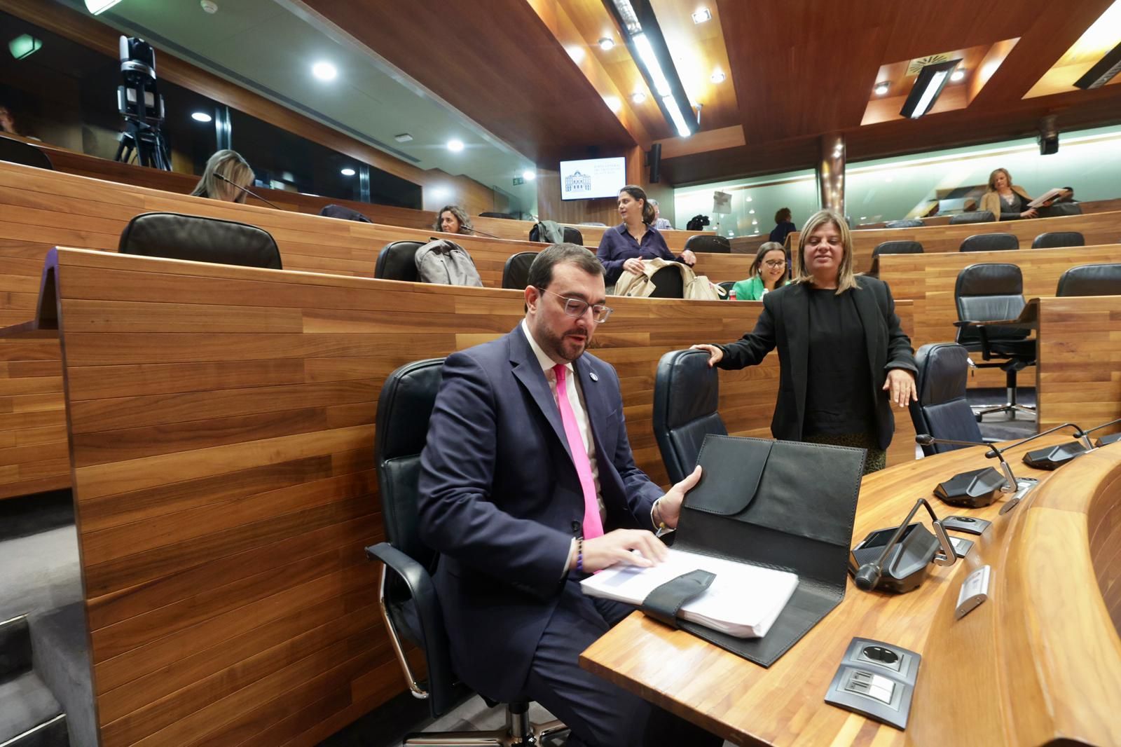 Adrián Barbón en la primera sesión del debate de orientación política 2025