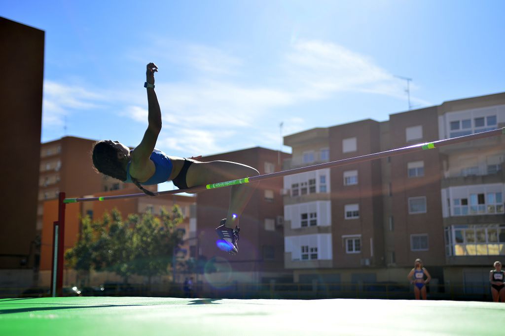 Atletismo nacional Máster sábado en la pista de Atletismo de Cartagena